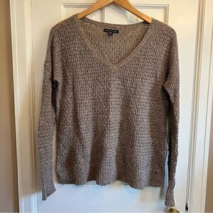 🦅 American Eagle tan knit sweater